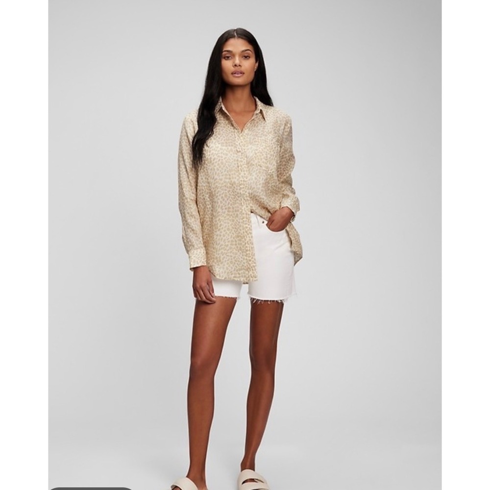 GAP Womens Small 100% Linen Leopard Print Button Down Shirt‎ Tan Long Sleeve